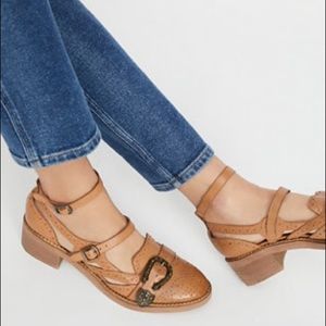 Free People Thunderbird Oxford Sandal (Rare)